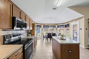 4621 Cedar Run Dr, Midlothian, TX 76065 - Photo 10