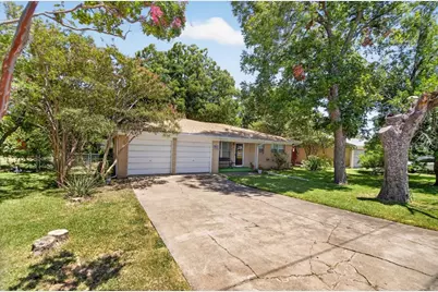 307 Estates Drive, Woodway, TX 76712 - Photo 4