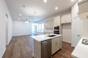 9316 Paintbrush Dr, Little Elm, TX 75068 - Photo 4