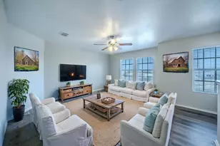 1308 Krista Dr, Burleson, TX 76028 - Photo 4