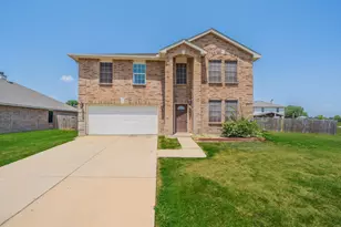 1308 Krista Dr, Burleson, TX 76028 - Photo 1
