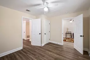 408 W Heron St, Denison, TX 75020 - Photo 6