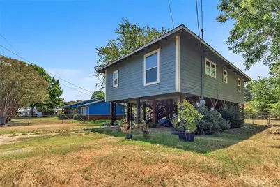 242 Autumn Wood Trail, Gun Barrel City, TX 75156 - Photo 2