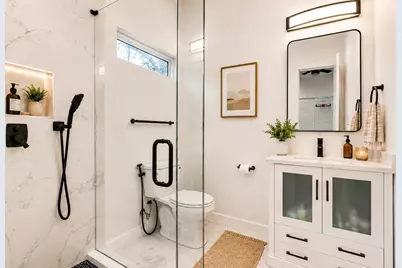 713 Wayne Street, Dallas, TX 75223 - Photo 18