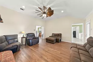 580 Easy Rd, West, TX 76691 - Photo 10