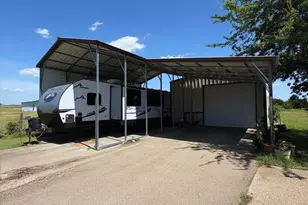 580 Easy Rd, West, TX 76691 - Photo 2