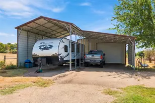 580 Easy Rd, West, TX 76691 - Photo 20