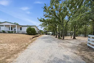 803 Spring Valley Road, Paradise, TX 76073 - Photo 4