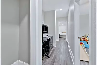 813 Brooks Avenue, Dallas, TX 75208 - Photo 22