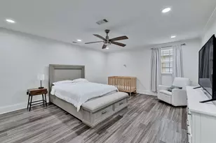 813 Brooks Ave, Dallas, TX 75208 - Photo 14