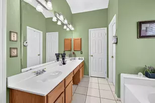 1926 Oak Bend Ln, Garland, TX 75040 - Photo 10
