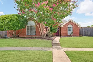 1926 Oak Bend Ln, Garland, TX 75040 - Photo 1