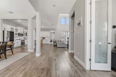 1709 Fagan Street, Farmers Branch, TX 75234 - Photo 2