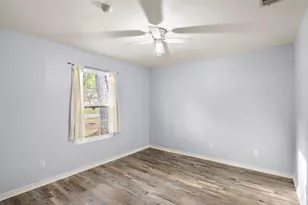 521 Hilltop Dr, Tool, TX 75143 - Photo 14