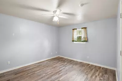 521 Hilltop Drive, Tool, TX 75143 - Photo 16