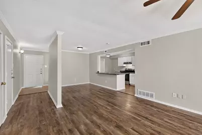 3045 Lisetta Street, Grand Prairie, TX 75052 - Photo 10