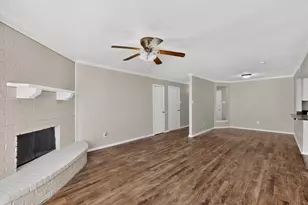 3045 Lisetta St, Grand Prairie, TX 75052 - Photo 8