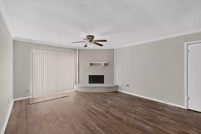 3045 Lisetta Street, Grand Prairie, TX 75052 - Photo 6