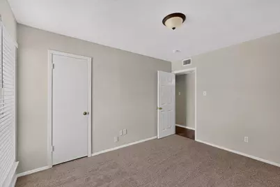 3045 Lisetta Street, Grand Prairie, TX 75052 - Photo 30