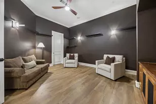 1032 Bentwater Pkwy, Grand Prairie, TX 75104 - Photo 14