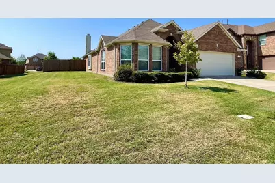 918 Witherby Lane, Lewisville, TX 75067 - Photo 2