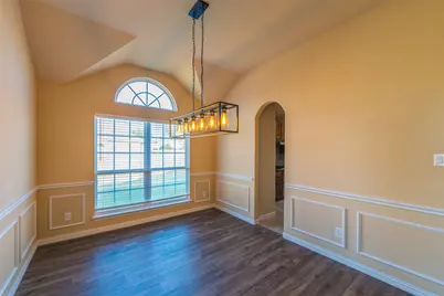 918 Witherby Lane, Lewisville, TX 75067 - Photo 6