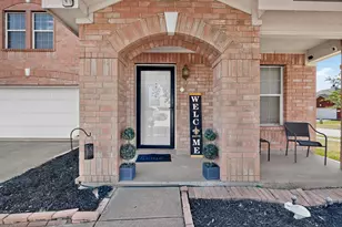 5403 Maverick Dr, Grand Prairie, TX 75052 - Photo 2