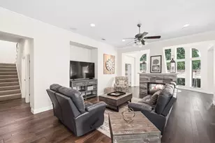 8541 Thorne Dr, Lantana, TX 76226 - Photo 8
