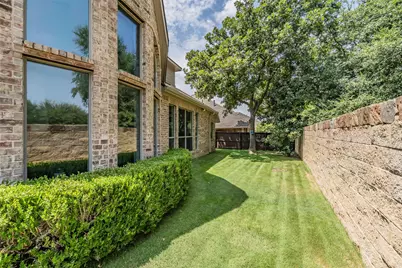 8541 Thorne Drive, Lantana, TX 76226 - Photo 36