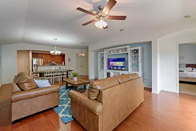 5801 Pinebrook Drive, The Colony, TX 75056 - Photo 4