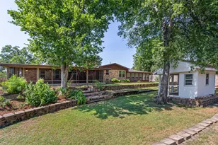 9216 Raymond Ave, White Settlement, TX 76108 - Photo 8