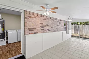 9216 Raymond Ave, White Settlement, TX 76108 - Photo 32