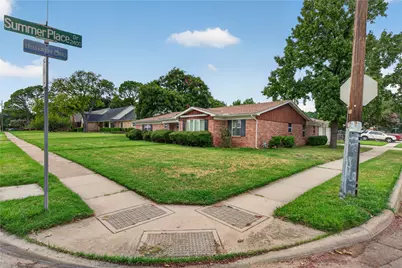 1605 Weathered Street, Irving, TX 75062 - Photo 2