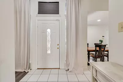 5209 Manhassett Drive, Arlington, TX 76018 - Photo 4