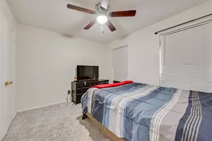 5209 Manhassett Dr, Arlington, TX 76018 - Photo 10