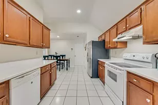 5209 Manhassett Dr, Arlington, TX 76018 - Photo 8