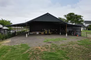 200 Corral Rd, Godley, TX 76044 - Photo 10