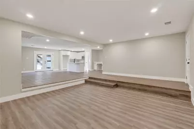 209 W 9th Street, Kemp, TX 75143 - Photo 4