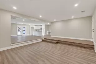 209 W 9th St, Kemp, TX 75143 - Photo 4