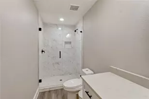 209 W 9th St, Kemp, TX 75143 - Photo 24