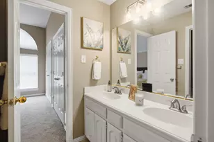 94 Bremen Dr, Hurst, TX 76054 - Photo 20