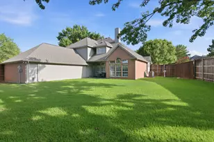 94 Bremen Dr, Hurst, TX 76054 - Photo 36