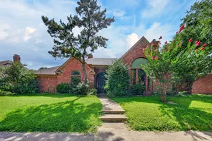 2105 Rolling Oak Ln, Garland, TX 75044 - Photo 1