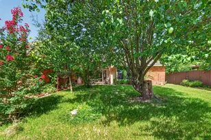2105 Rolling Oak Ln, Garland, TX 75044 - Photo 28