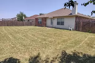 1613 Wavecrest Dr, Glenn Heights, TX 75154 - Photo 22