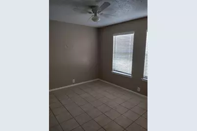 1613 Wavecrest Drive, Glenn Heights, TX 75154 - Photo 12