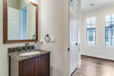 1132 Hemingway Lane, Irving, TX 75063 - Photo 22