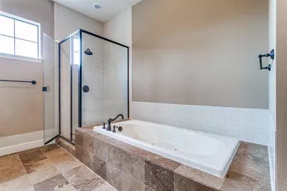 1132 Hemingway Lane, Irving, TX 75063 - Photo 28