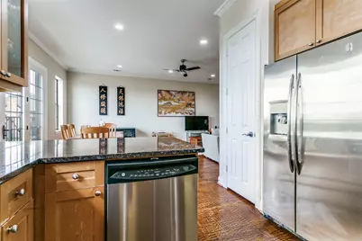 1132 Hemingway Lane, Irving, TX 75063 - Photo 6