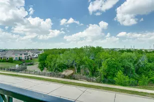 1132 Hemingway Ln, Irving, TX 75063 - Photo 36